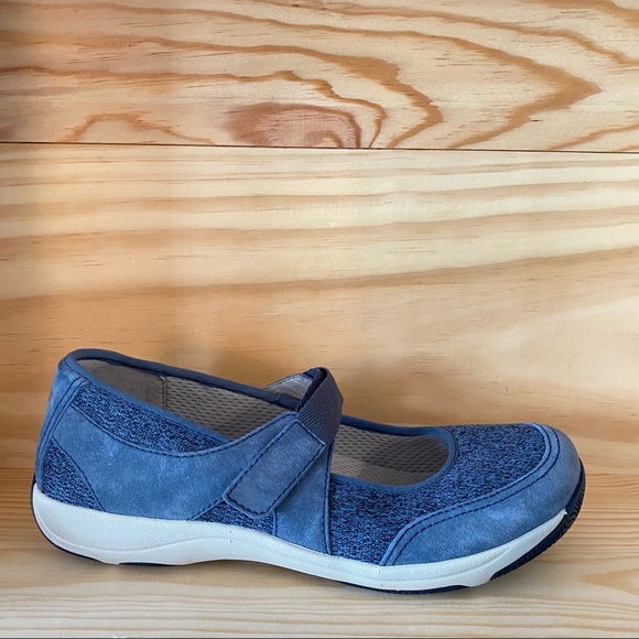 dansko hennie shoes